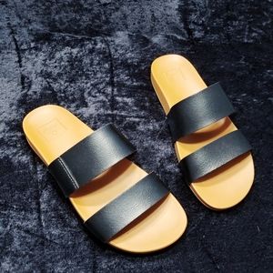 REEF 'cushion bounce vista' slides